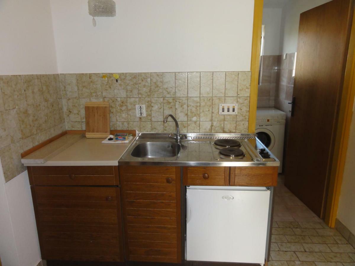 Nice And Cozy Apartment Ferry In Медулин Екстер'єр фото