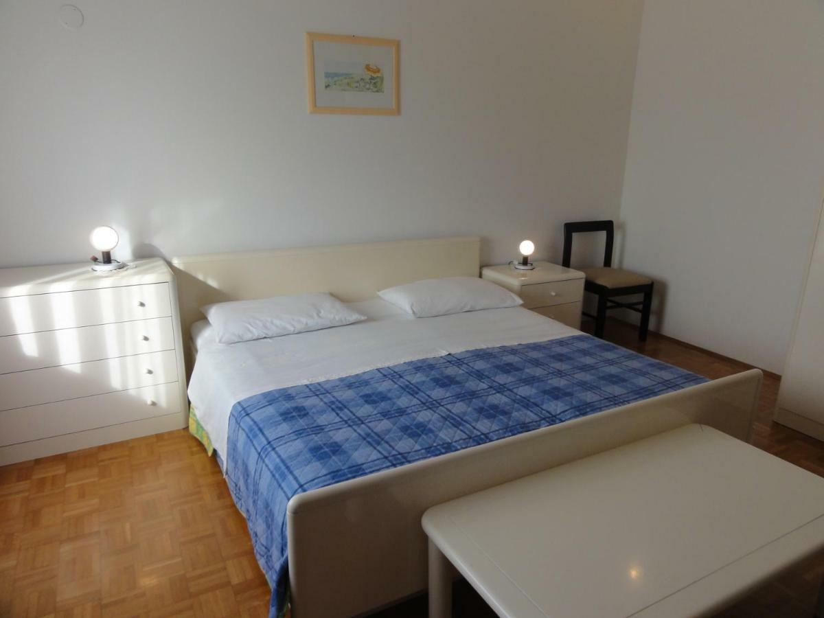 Nice And Cozy Apartment Ferry In Медулин Екстер'єр фото