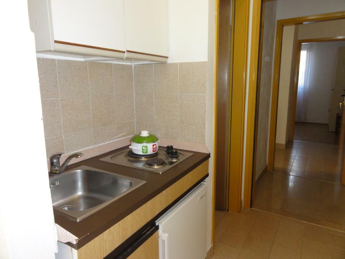 Nice And Cozy Apartment Ferry In Медулин Екстер'єр фото
