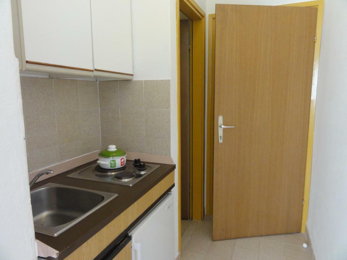 Nice And Cozy Apartment Ferry In Медулин Екстер'єр фото