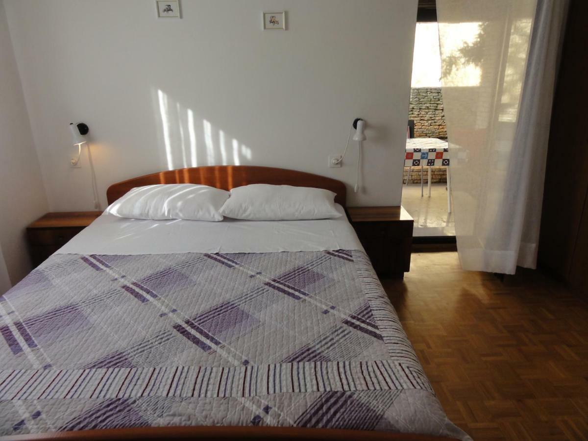 Nice And Cozy Apartment Ferry In Медулин Екстер'єр фото