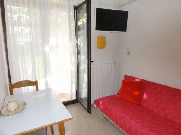 Nice And Cozy Apartment Ferry In Медулин Екстер'єр фото