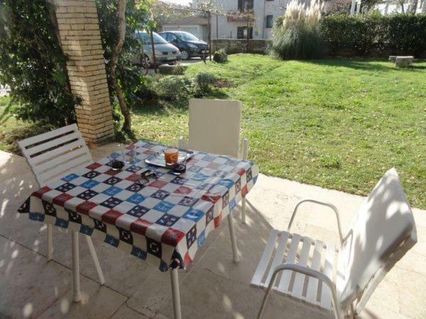 Nice And Cozy Apartment Ferry In Медулин Екстер'єр фото